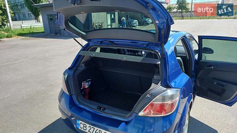 Хэтчбек Opel Astra 2007 в Чернигове
