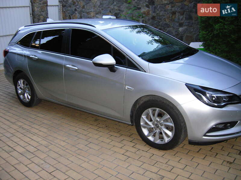Универсал Opel Astra 2018 в Виннице