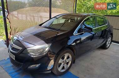 Хетчбек Opel Astra 2011 в Києві