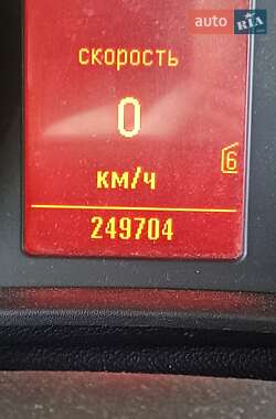 Хэтчбек Opel Astra 2011 в 