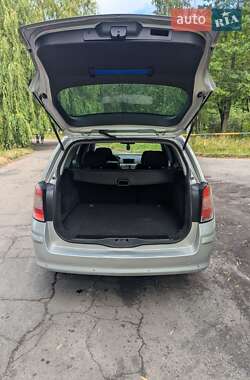 Универсал Opel Astra 2009 в 