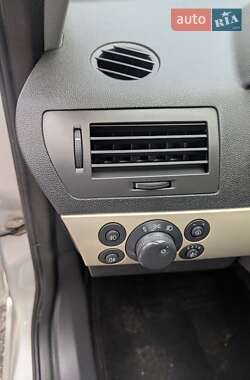 Универсал Opel Astra 2009 в 