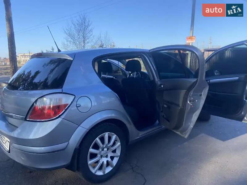 Хетчбек Opel Astra 2004 в Вінниці