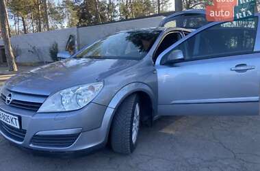 Хэтчбек Opel Astra 2004 в 