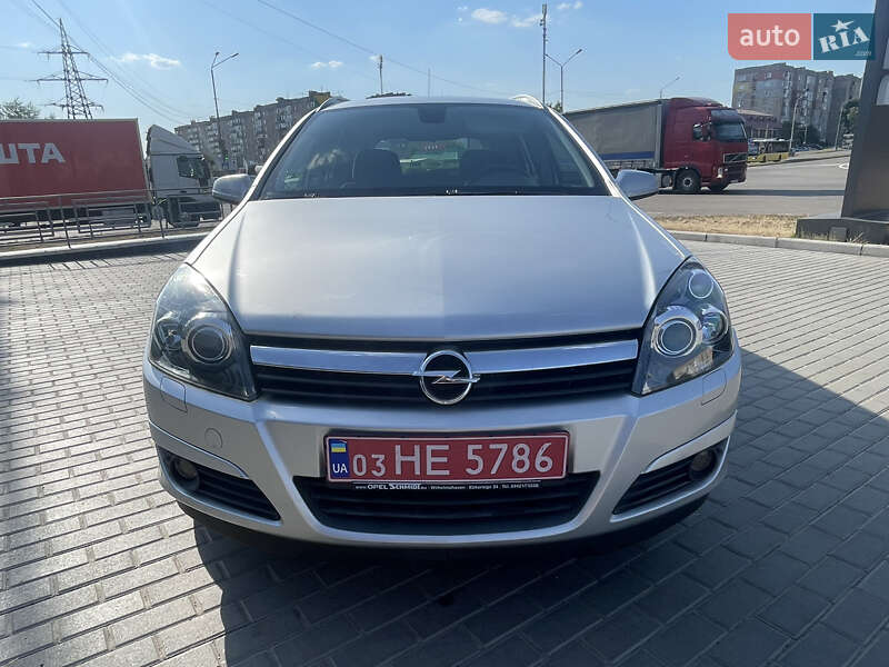 Універсал Opel Astra 2004 в Олександрії