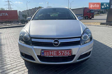 Универсал Opel Astra 2004 в 