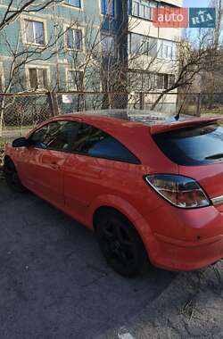 Купе Opel Astra 2007 в 