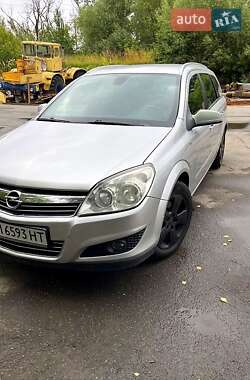 Универсал Opel Astra 2009 в Житомире