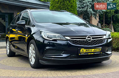 Універсал Opel Astra 2018 в Львові