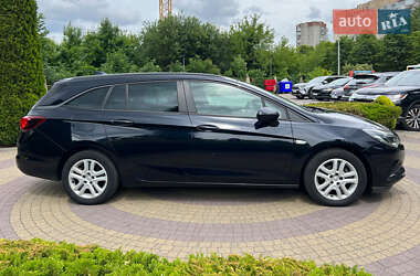Универсал Opel Astra 2018 в 