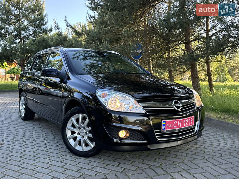 Универсал Opel Astra 2008 в 
