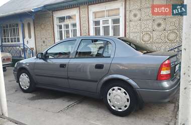 Седан Opel Astra 2007 в Крыжополе