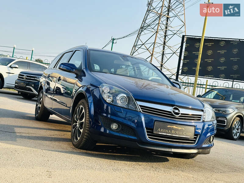 Универсал Opel Astra 2009 в Харькове