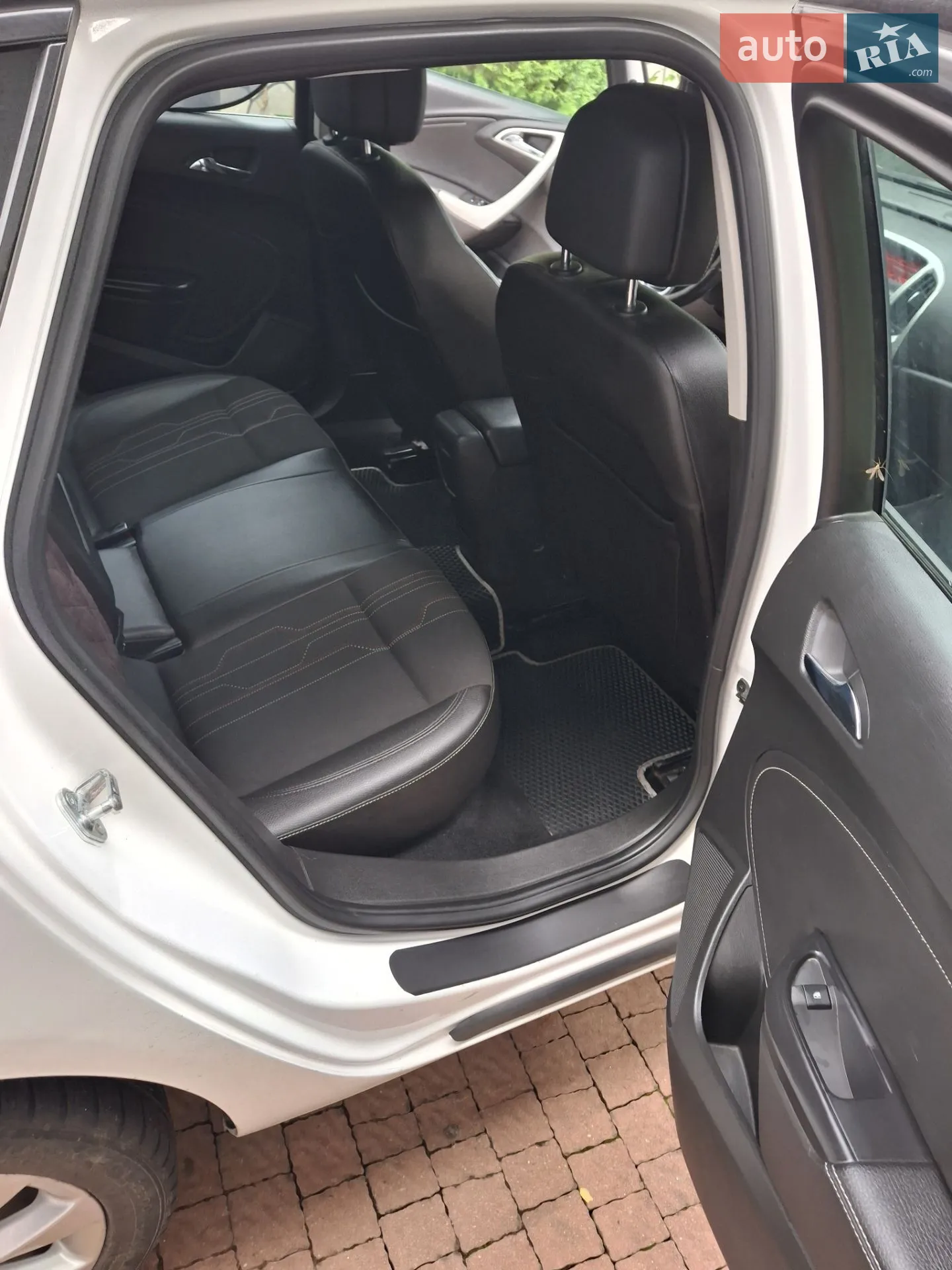 2012 Opel Astra - мініатюра 3