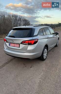 Универсал Opel Astra 2019 в 