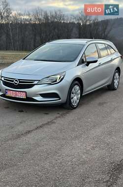 Универсал Opel Astra 2019 в 