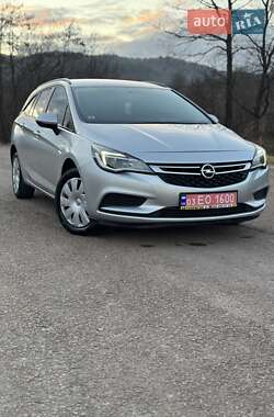 Универсал Opel Astra 2019 в 