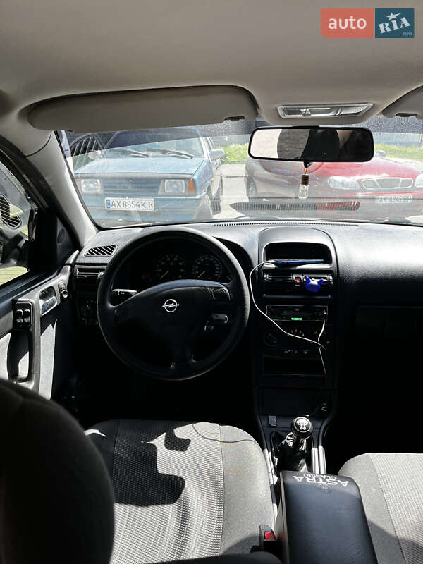 Седан Opel Astra 2008 в Балаклее