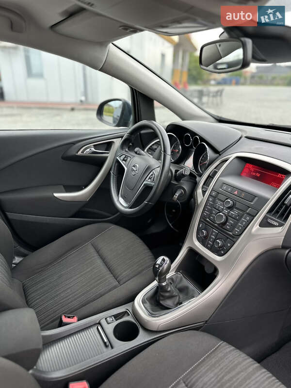 Хэтчбек Opel Astra 2009 в Луцке