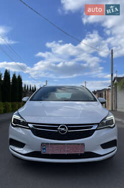 Універсал Opel Astra 2017 в 