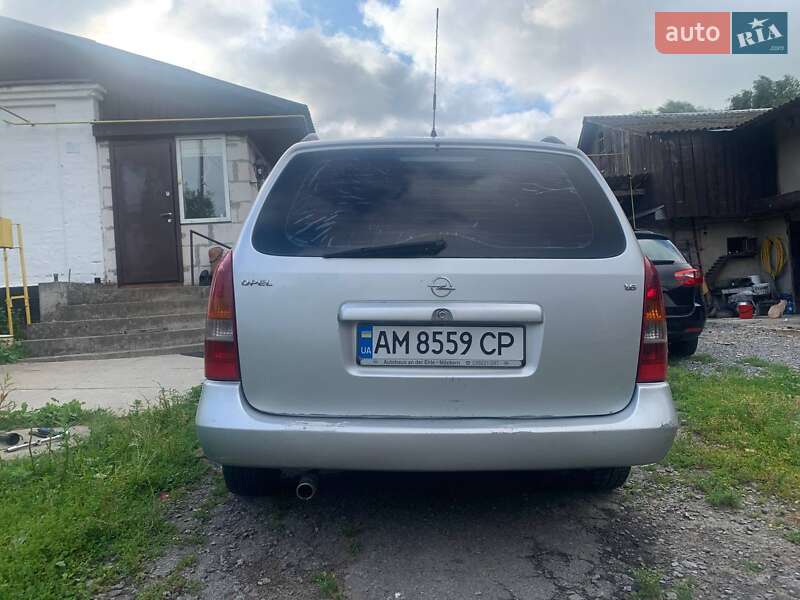 Универсал Opel Astra 2003 в Звягеле