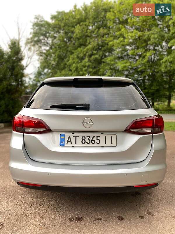 Универсал Opel Astra 2020 в Ивано-Франковске