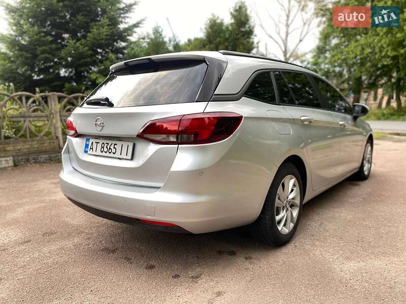 Универсал Opel Astra 2020 в Ивано-Франковске