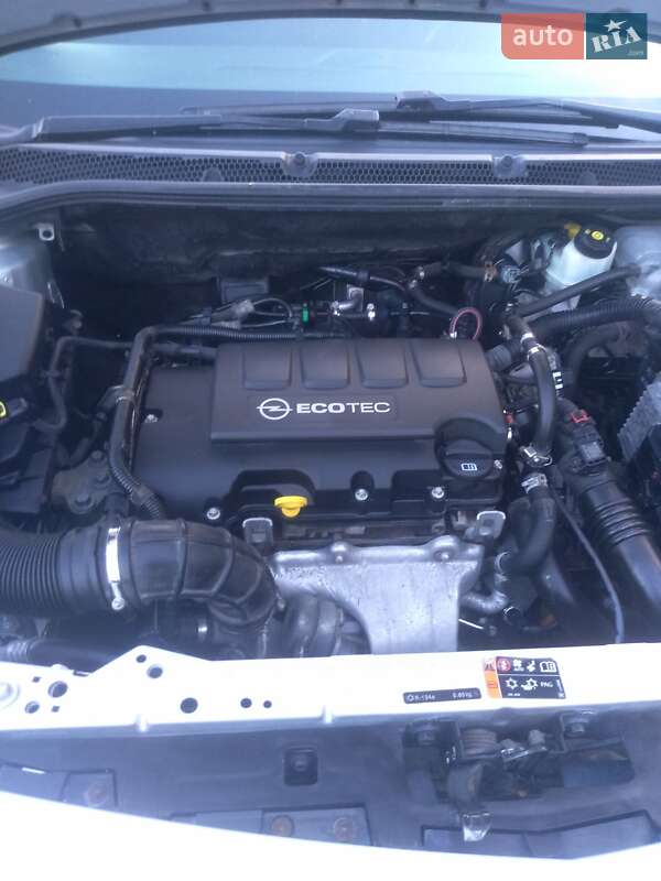 Универсал Opel Astra 2011 в Радивилове