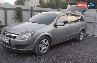 Універсал Opel Astra 2006 в Кам'янському