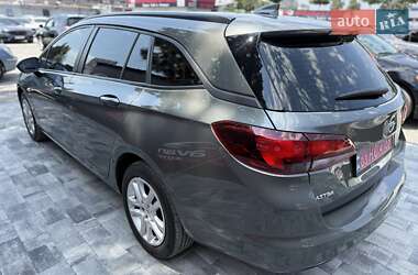 Универсал Opel Astra 2018 в 