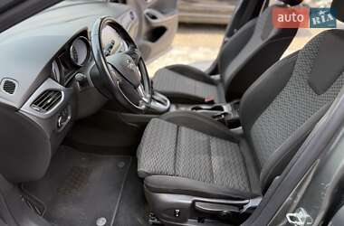 Универсал Opel Astra 2018 в 