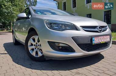 Универсал Opel Astra 2015 в 