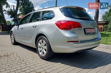 Универсал Opel Astra 2015 в 