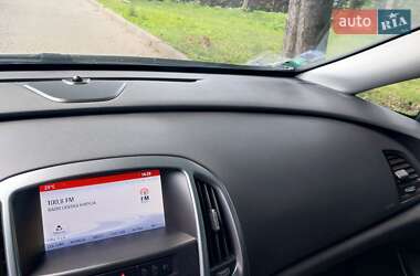 Универсал Opel Astra 2015 в 