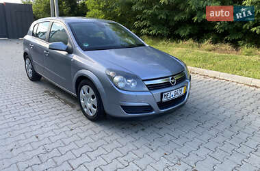 Хэтчбек Opel Astra 2004 в Бучаче