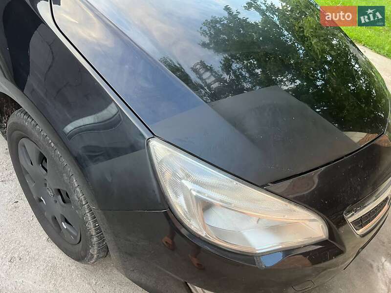 Універсал Opel Astra 2011 в Бердичеві