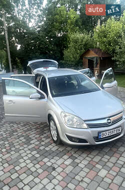 Универсал Opel Astra 2008 в Тернополе