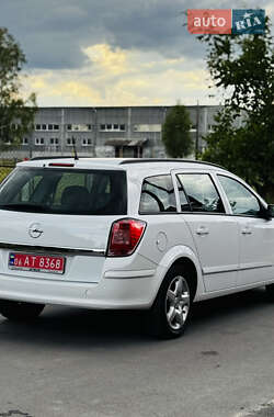 Универсал Opel Astra 2008 в 