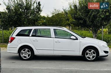 Универсал Opel Astra 2008 в 