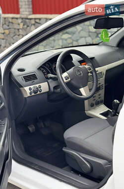 Универсал Opel Astra 2008 в 