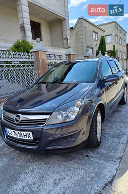 Універсал Opel Astra 2007 в Тячеві