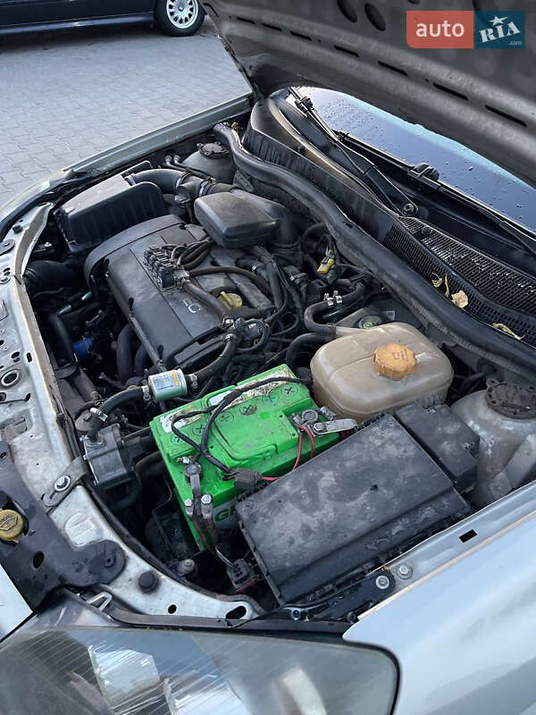 Универсал Opel Astra 2005 в Львове