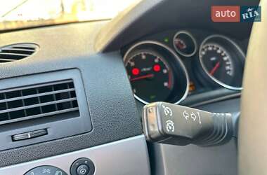 Универсал Opel Astra 2010 в 