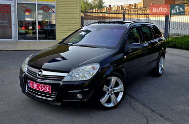 Универсал Opel Astra 2009 в Полтаве