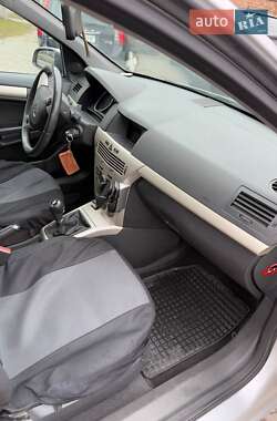 Универсал Opel Astra 2008 в 