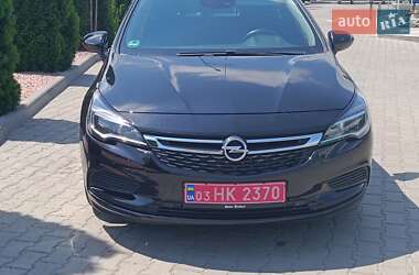 Универсал Opel Astra 2018 в 
