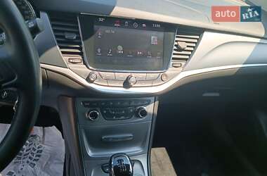 Универсал Opel Astra 2018 в 