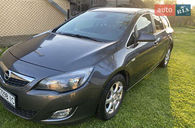 Універсал Opel Astra 2010 в Стрию