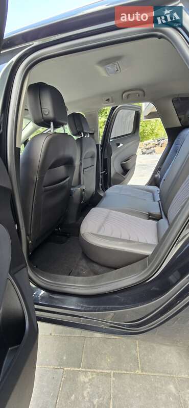 Универсал Opel Astra 2015 в Стрые