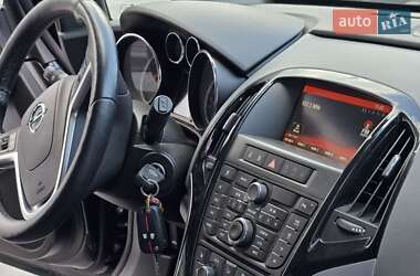 Универсал Opel Astra 2015 в 